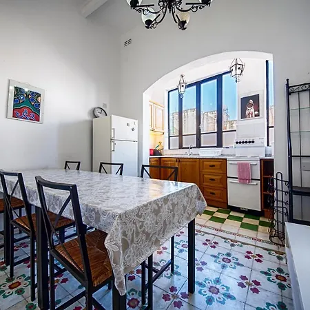 3 Bedroom Town House, Semesterbostad *